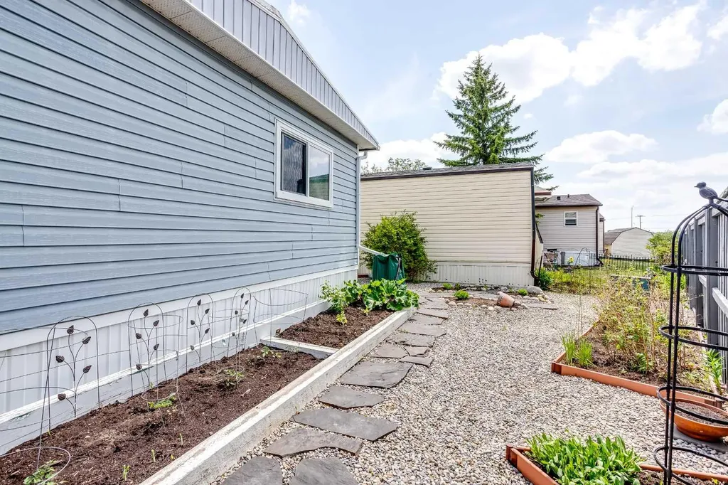 99 Arbour Lake Road NW Calgary AB T3G4E4