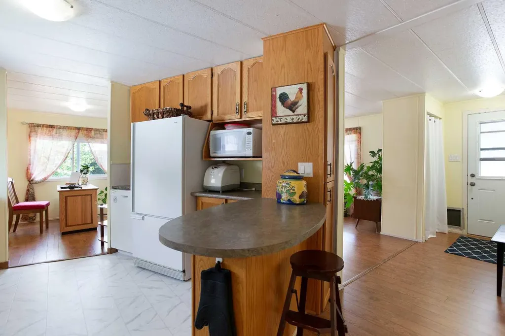 99 Arbour Lake Road NW Calgary AB T3G4E4