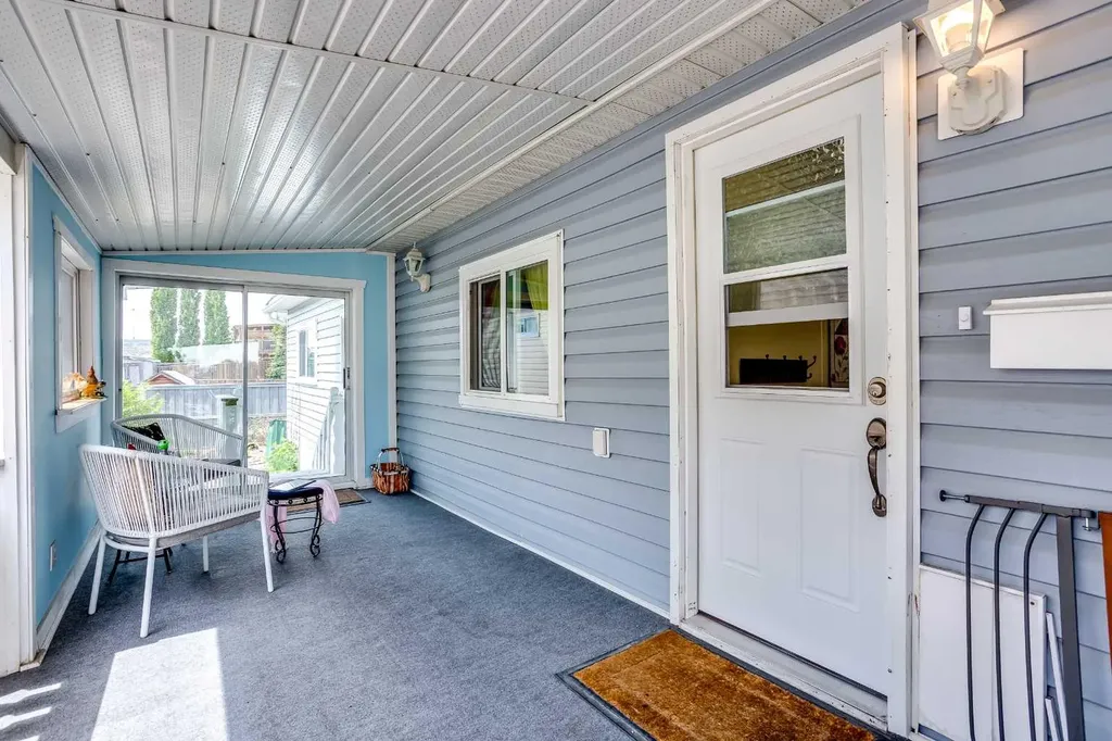99 Arbour Lake Road NW Calgary AB T3G4E4