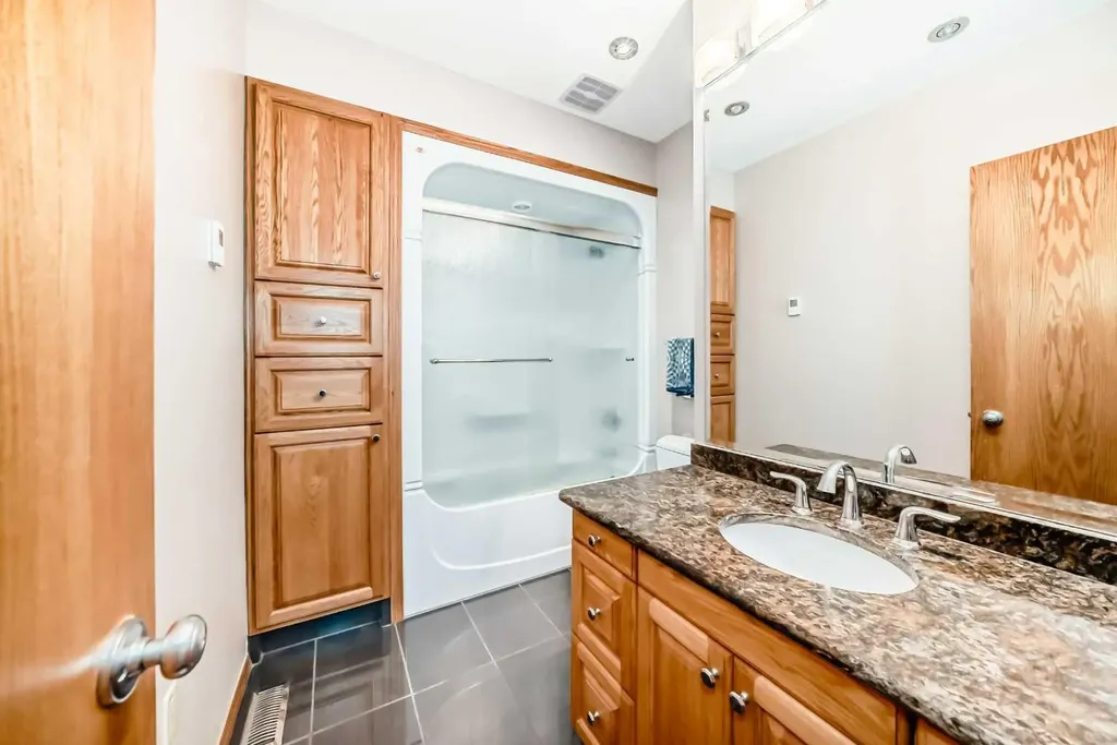 2121 Westview Crescent Bowden AB T0M 0K0