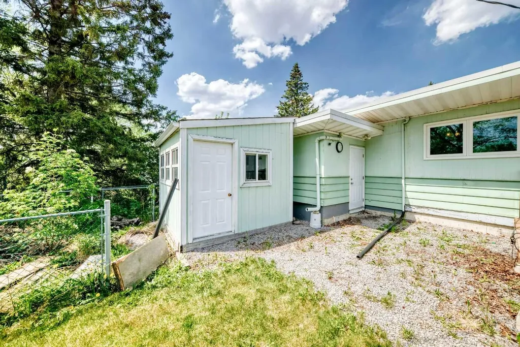 2121 Westview Crescent Bowden AB T0M 0K0
