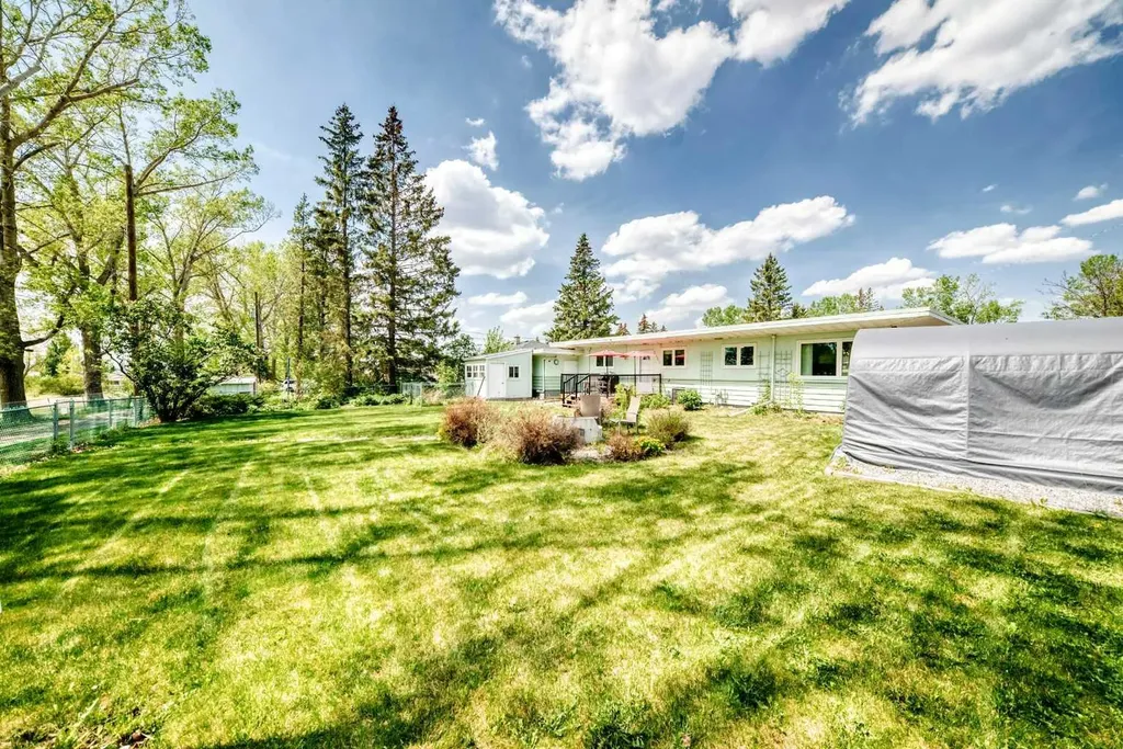 2121 Westview Crescent Bowden AB T0M 0K0
