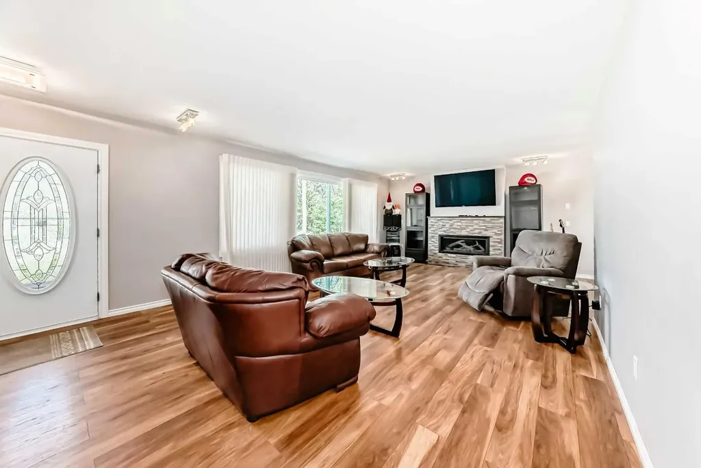 2121 Westview Crescent Bowden AB T0M 0K0