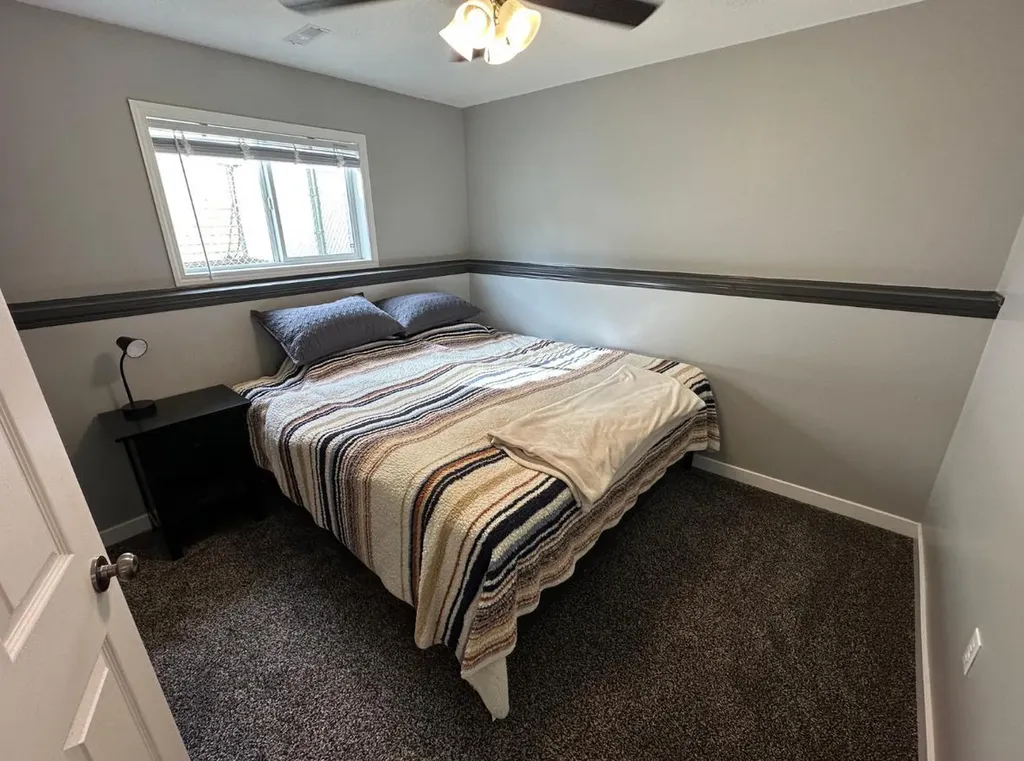 24 Elreg Street Penhold AB T0M 1R0