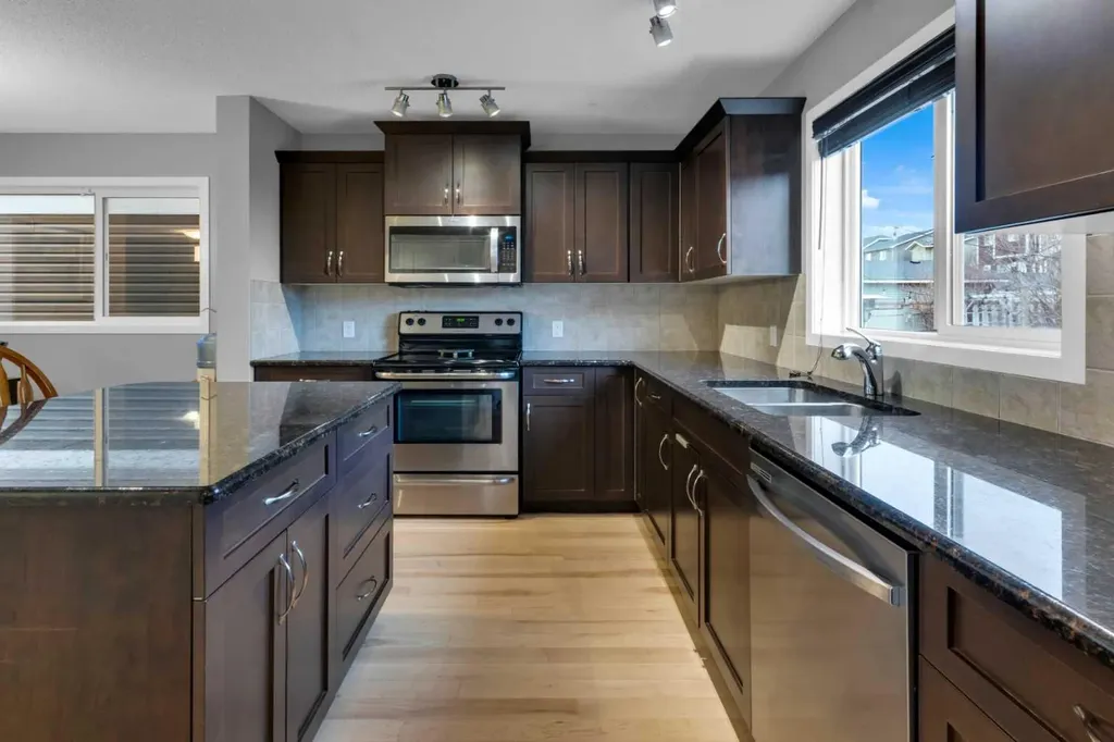 367 Fireside Place Cochrane AB T4C0R1