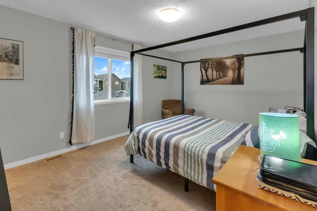 367 Fireside Place Cochrane AB T4C0R1