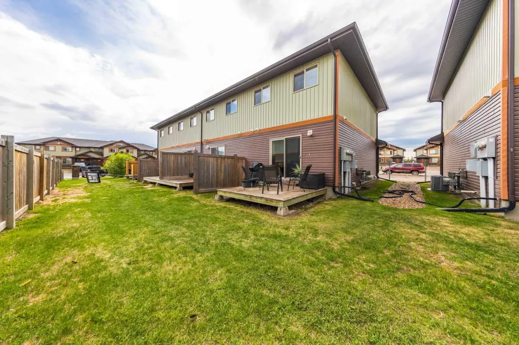 4260 41 Street Lloydminster SK S9V2J2