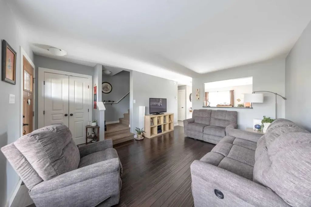 4260 41 Street Lloydminster SK S9V2J2