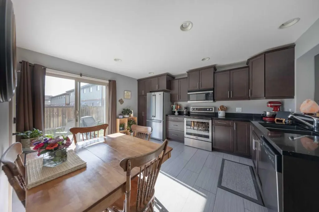 4260 41 Street Lloydminster SK S9V2J2