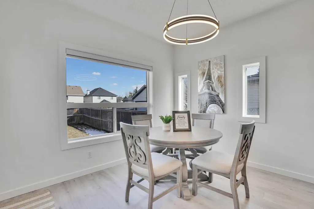 92 Prestwick Heath SE Calgary AB T2Z 4E4