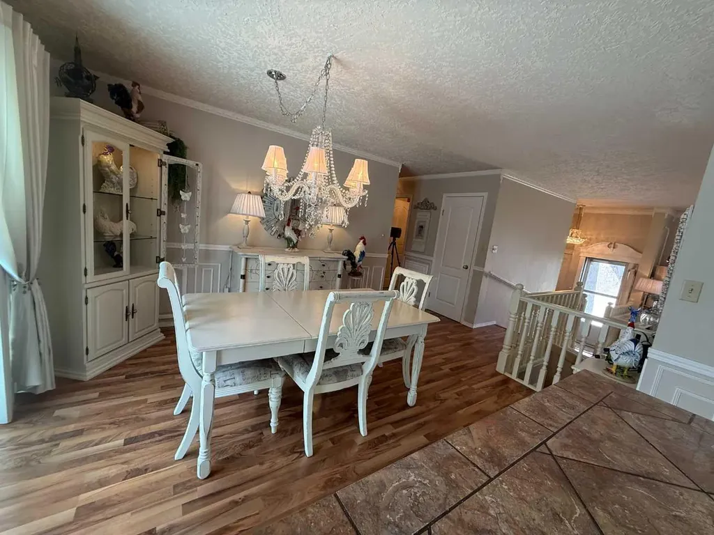 719 Parkland Drive Brooks AB T1R 0M3