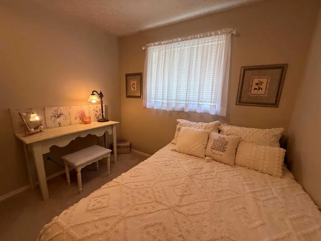 719 Parkland Drive Brooks AB T1R 0M3