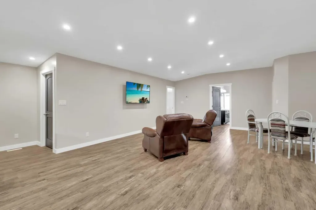 37280 Highway 816 Rural Red Deer County AB T4N 5E2