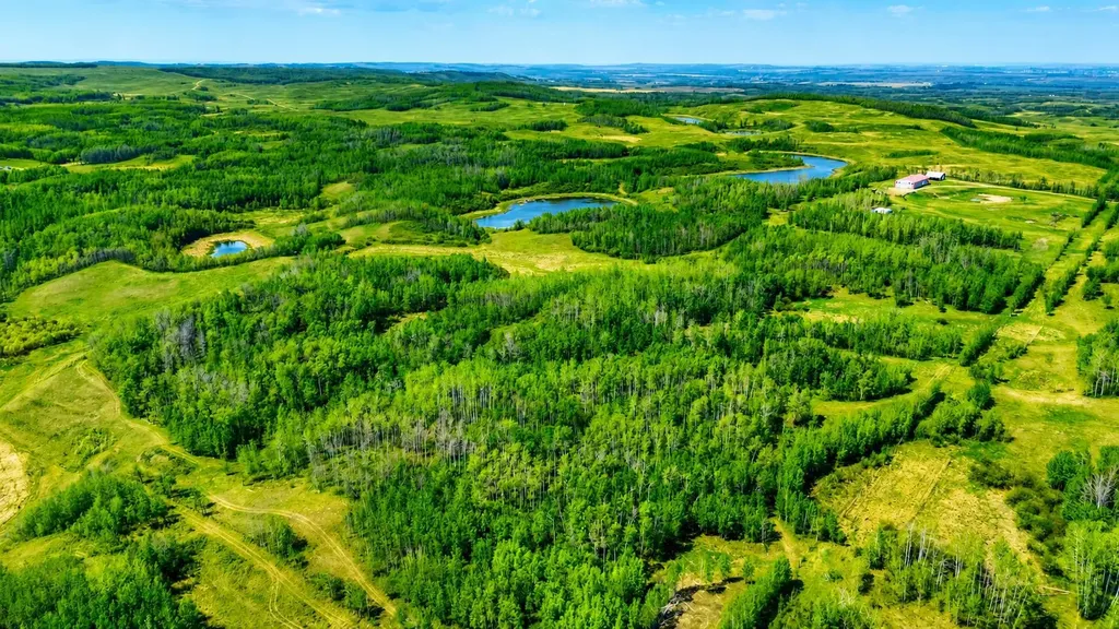 37280 Highway 816 Rural Red Deer County AB T4N 5E2