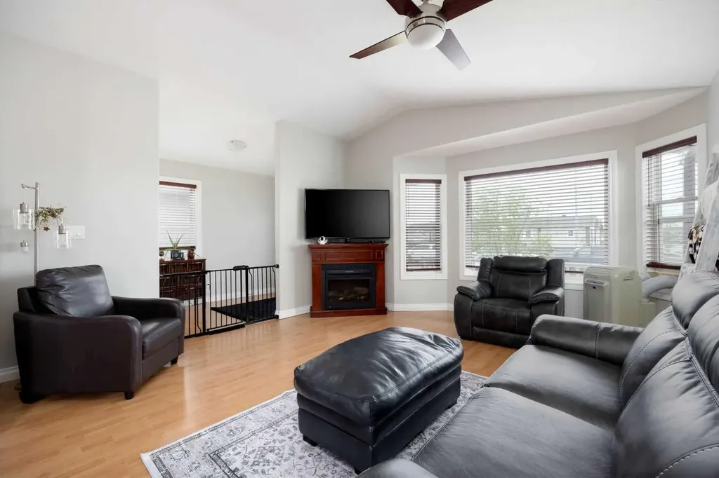 140 Sumac Crescent Fort Mcmurray AB T9K 0H8