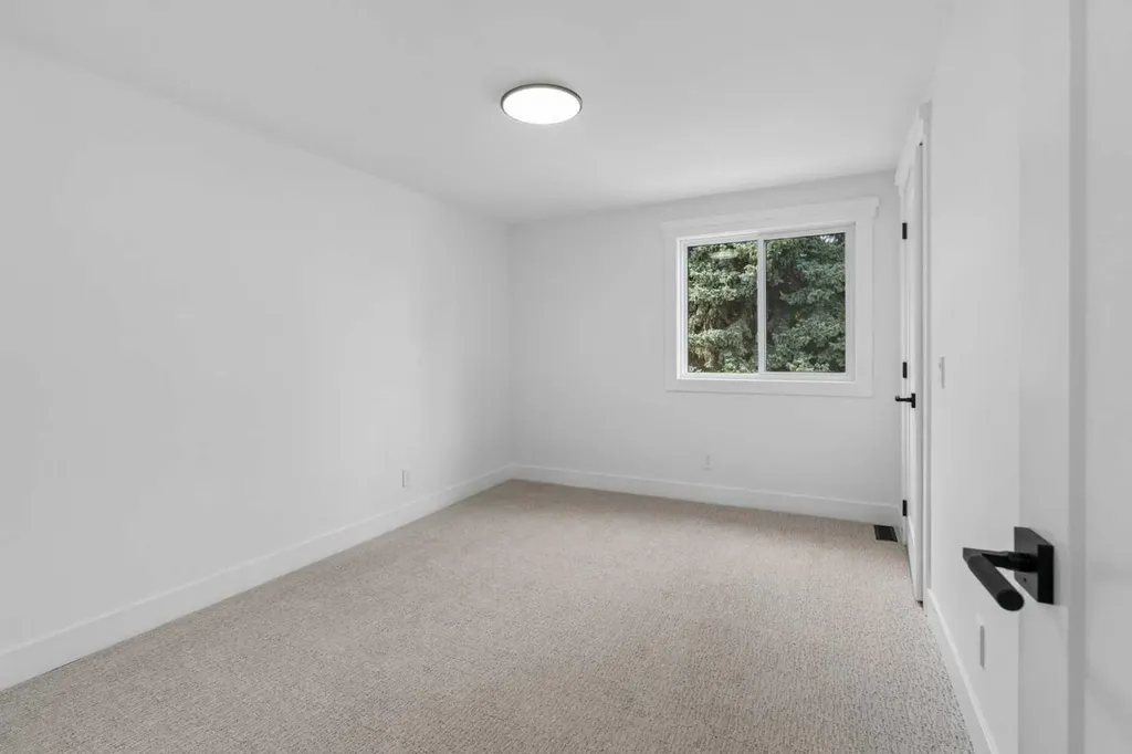 111 Canata Close SW Calgary AB T2W 1P8