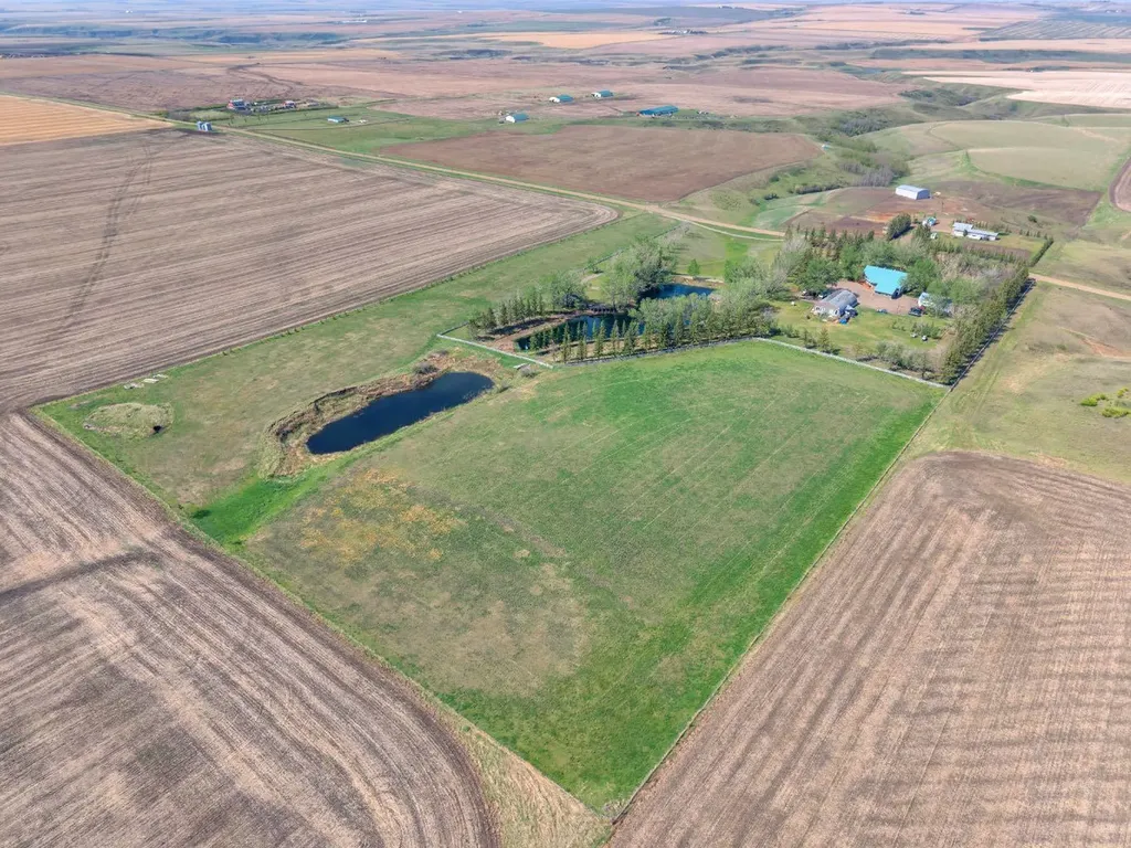311037A Range Road 222 Rural Kneehill County AB T0M2A0
