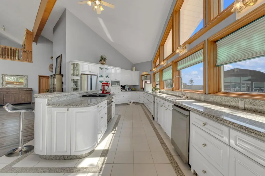 311037 Range Road 220 Rural Kneehill County AB T0M2A0