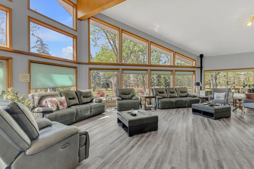 311037A Range Road 222 Rural Kneehill County AB T0M2A0