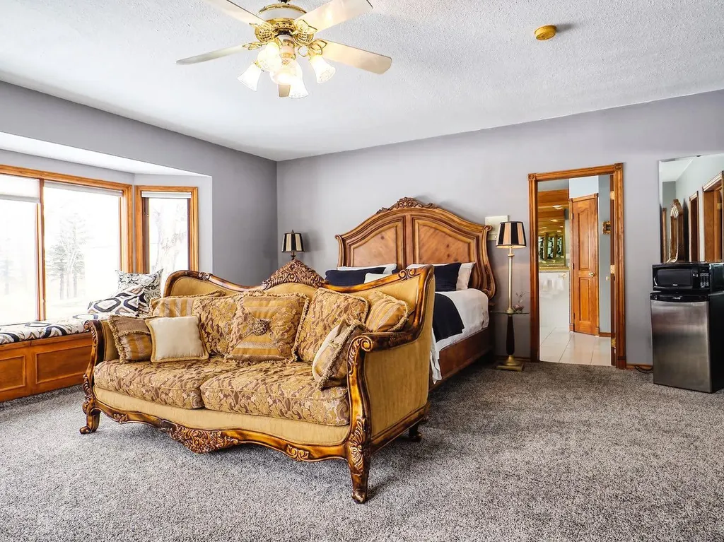311037 Range Road 220 Rural Kneehill County AB T0M2A0
