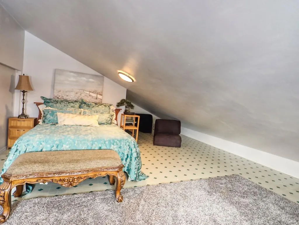 311037 Range Road 220 Rural Kneehill County AB T0M2A0