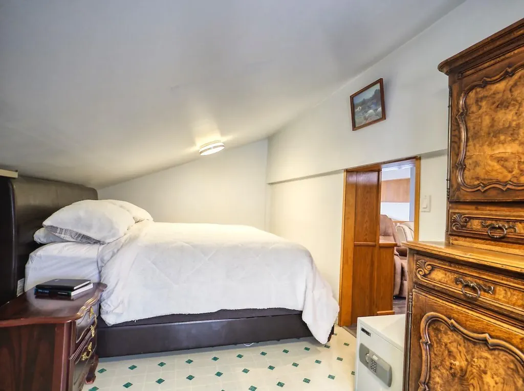 311037 Range Road 220 Rural Kneehill County AB T0M2A0