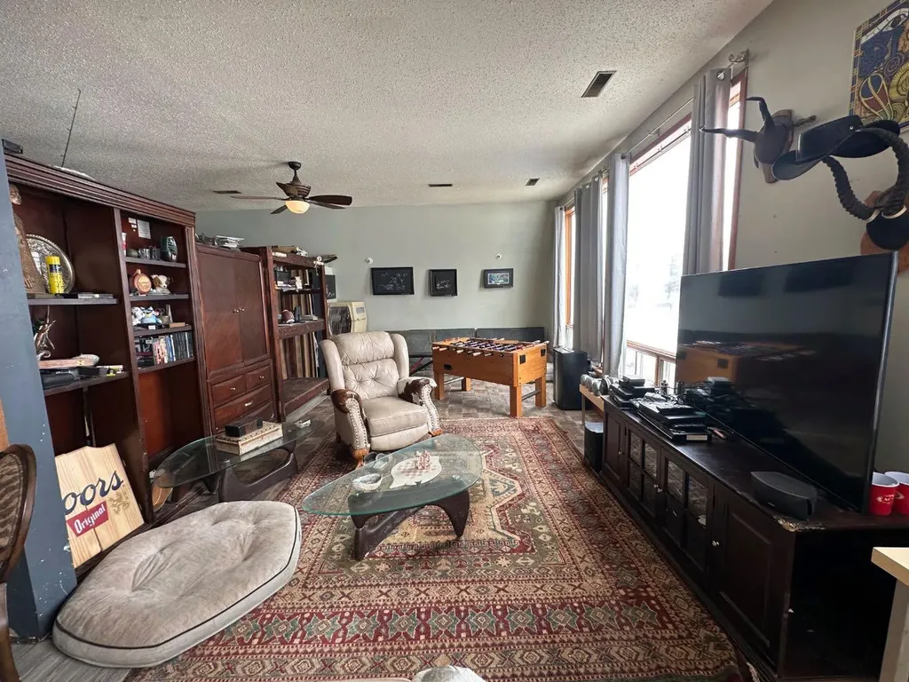 311037A Range Road 222 Rural Kneehill County AB T0M2A0