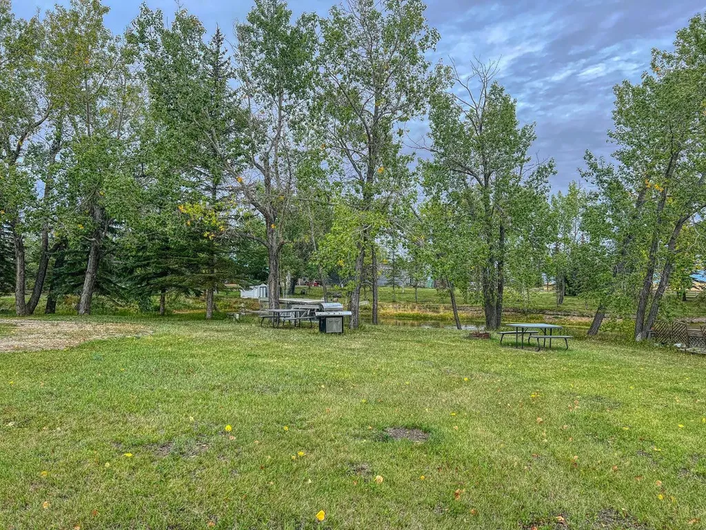311037A Range Road 222 Rural Kneehill County AB T0M2A0
