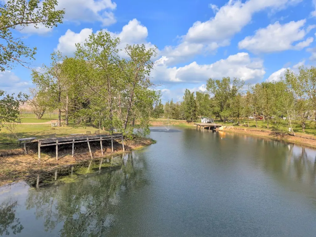 311037 Range Road 220 Rural Kneehill County AB T0M2A0