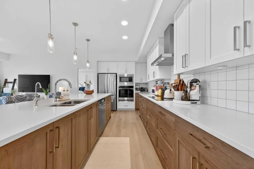 20295 Seton Way SE Calgary AB T3M0M2