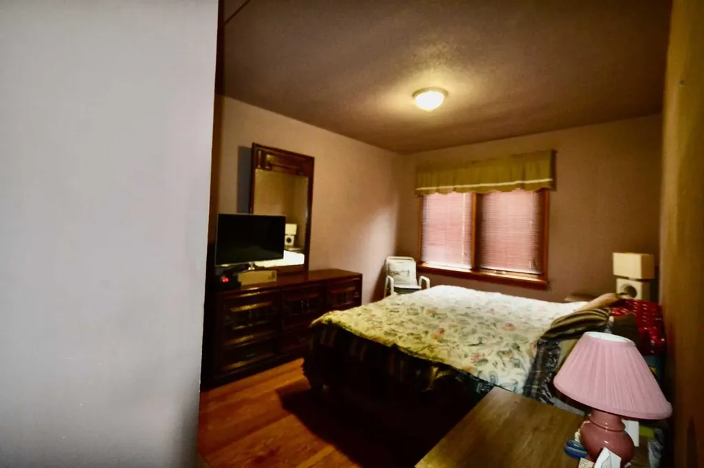 308 Walsh Avenue Acme AB T0M0A0