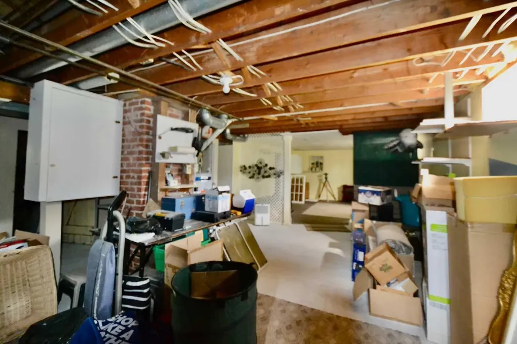 308 Walsh Avenue Acme AB T0M0A0