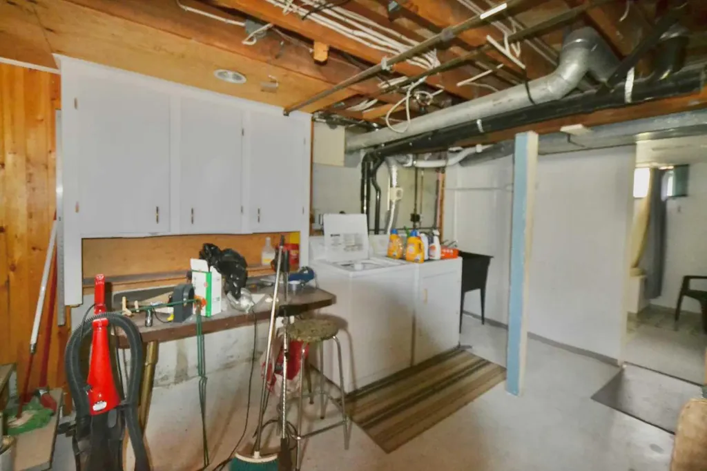 308 Walsh Avenue Acme AB T0M0A0