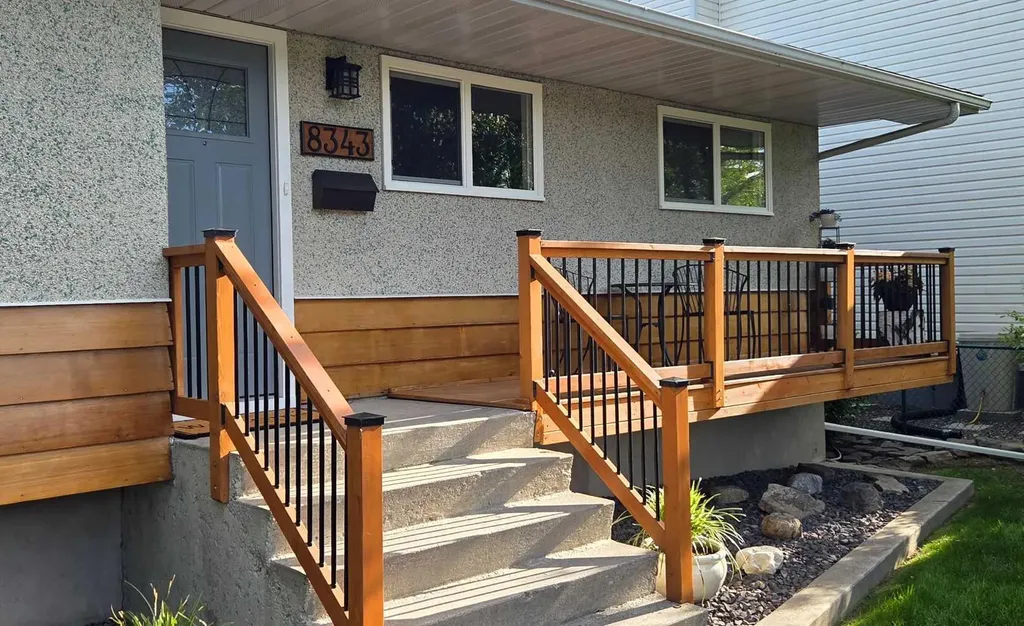 8343 48 Avenue NW Calgary AB T3B 2A9