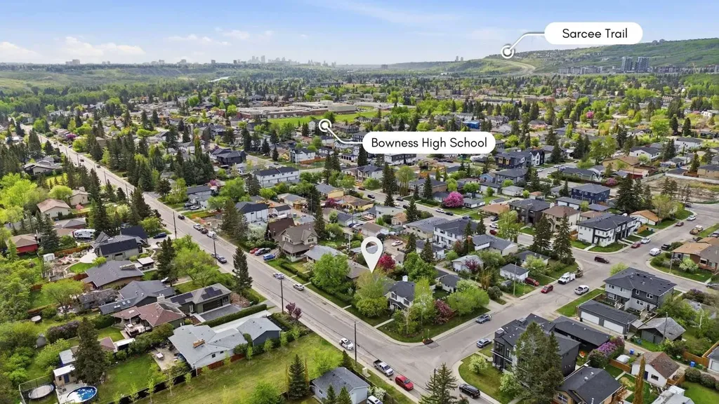 8343 48 Avenue NW Calgary AB T3B 2A9