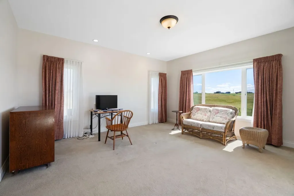 251211 Range Road 32 Rural Rocky View County AB T3Z 1E1