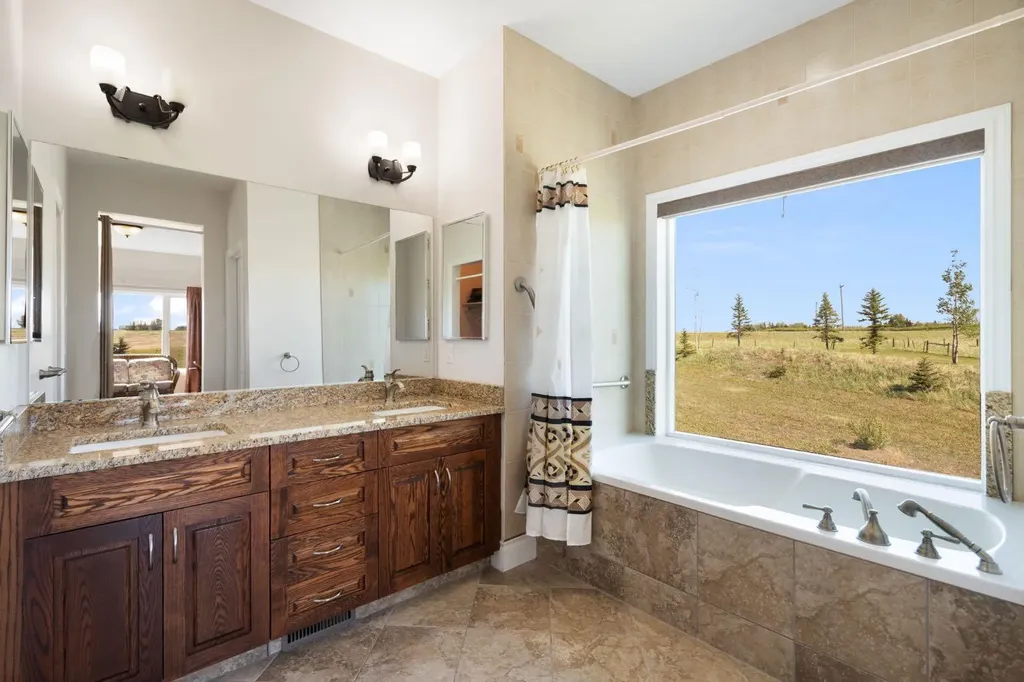 251211 Range Road 32 Rural Rocky View County AB T3Z 1E1