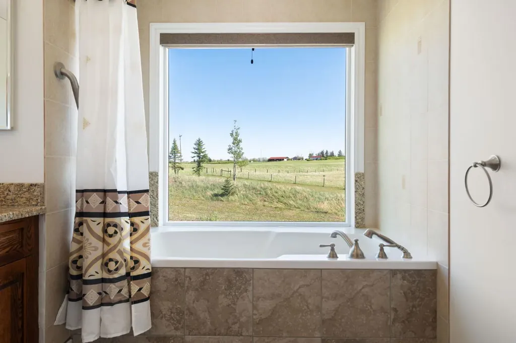 251211 Range Road 32 Rural Rocky View County AB T3Z 1E1