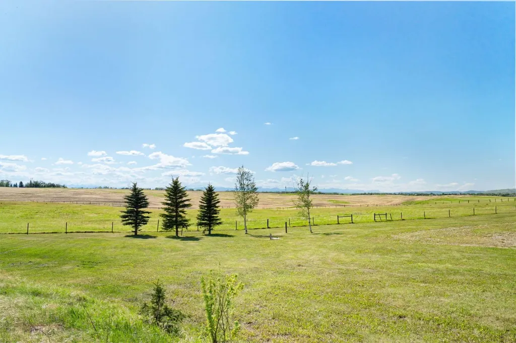 251211 Range Road 32 Rural Rocky View County AB T3Z 1E1