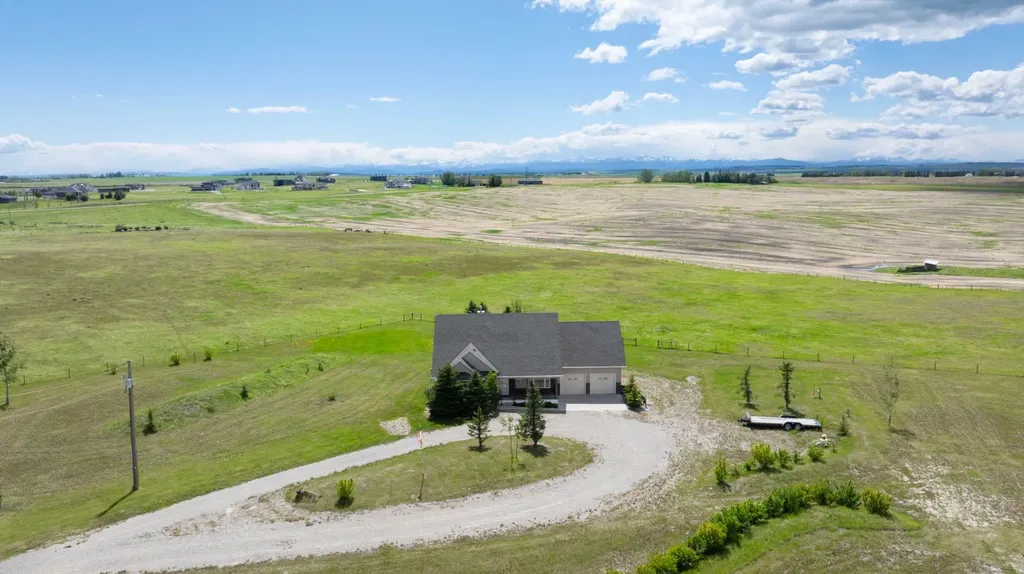 251211 Range Road 32 Rural Rocky View County AB T3Z 1E1