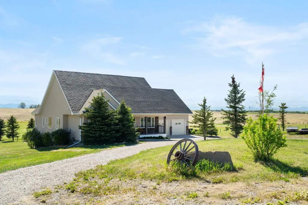 251211 Range Road 32 Rural Rocky View County AB T3Z 1E1