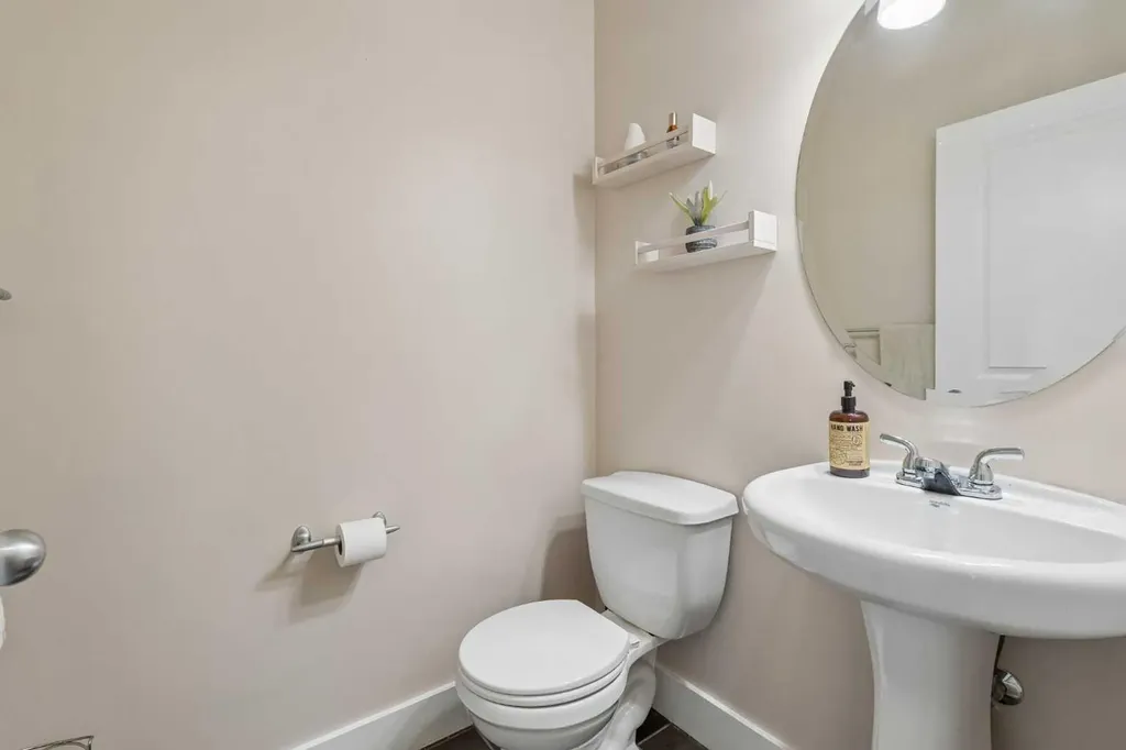 45 Mahogany Terrace SE Calgary AB T3M 0R5