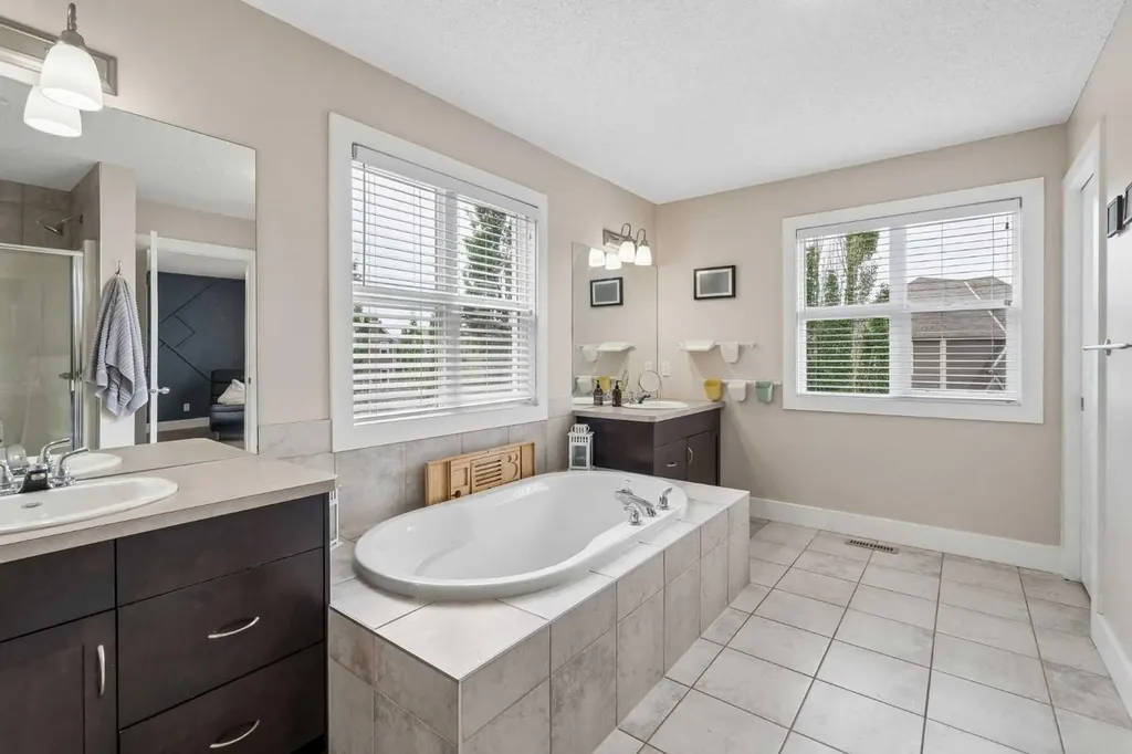45 Mahogany Terrace SE Calgary AB T3M 0R5