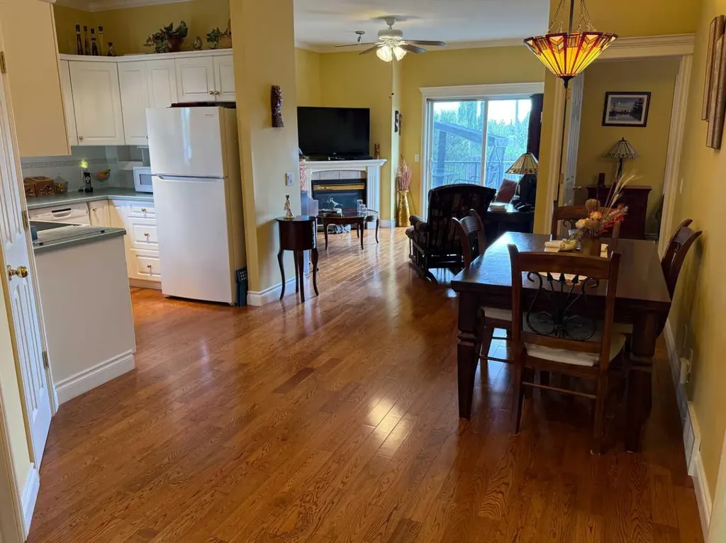 23 Skyline Crescent Crescent W Claresholm AB T0L0T0
