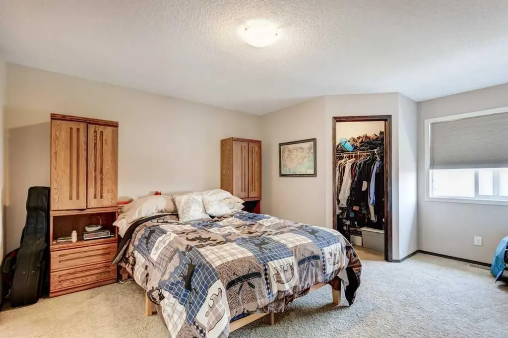 265 Brightonwoods Gardens SE Calgary AB T2Z0T4
