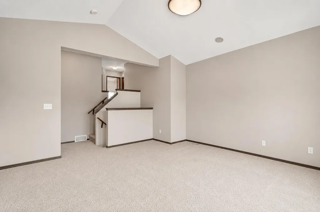 265 Brightonwoods Gardens SE Calgary AB T2Z0T4