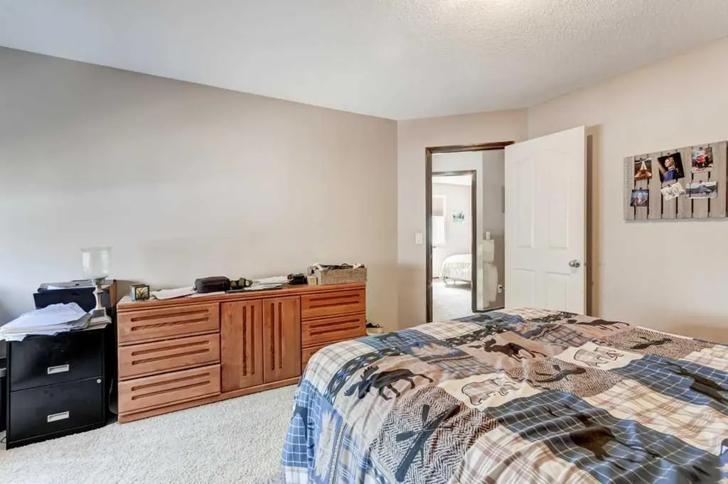 265 Brightonwoods Gardens SE Calgary AB T2Z0T4