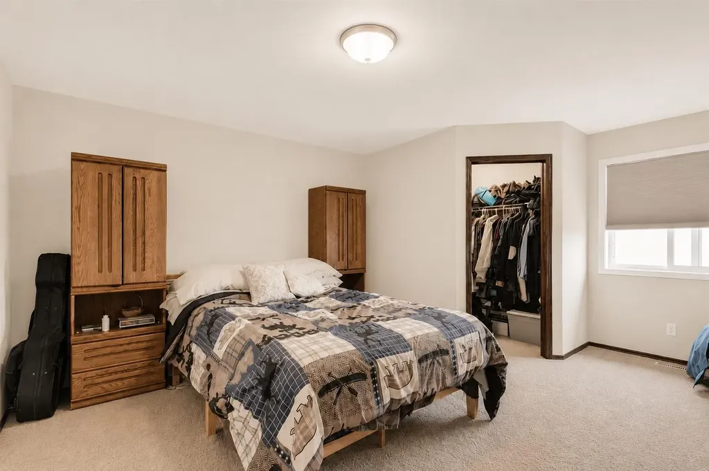 265 Brightonwoods Gardens SE Calgary AB T2Z0T4