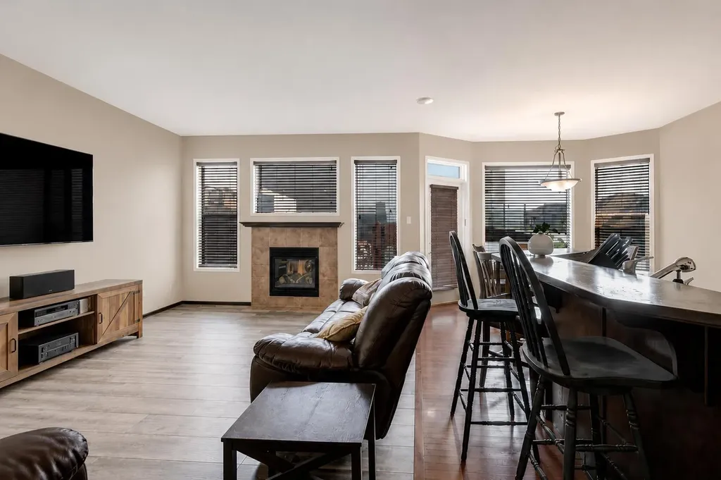 265 Brightonwoods Gardens SE Calgary AB T2Z0T4