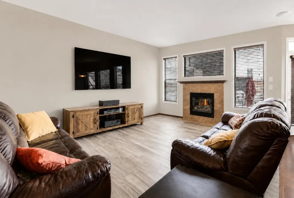 265 Brightonwoods Gardens SE Calgary AB T2Z0T4